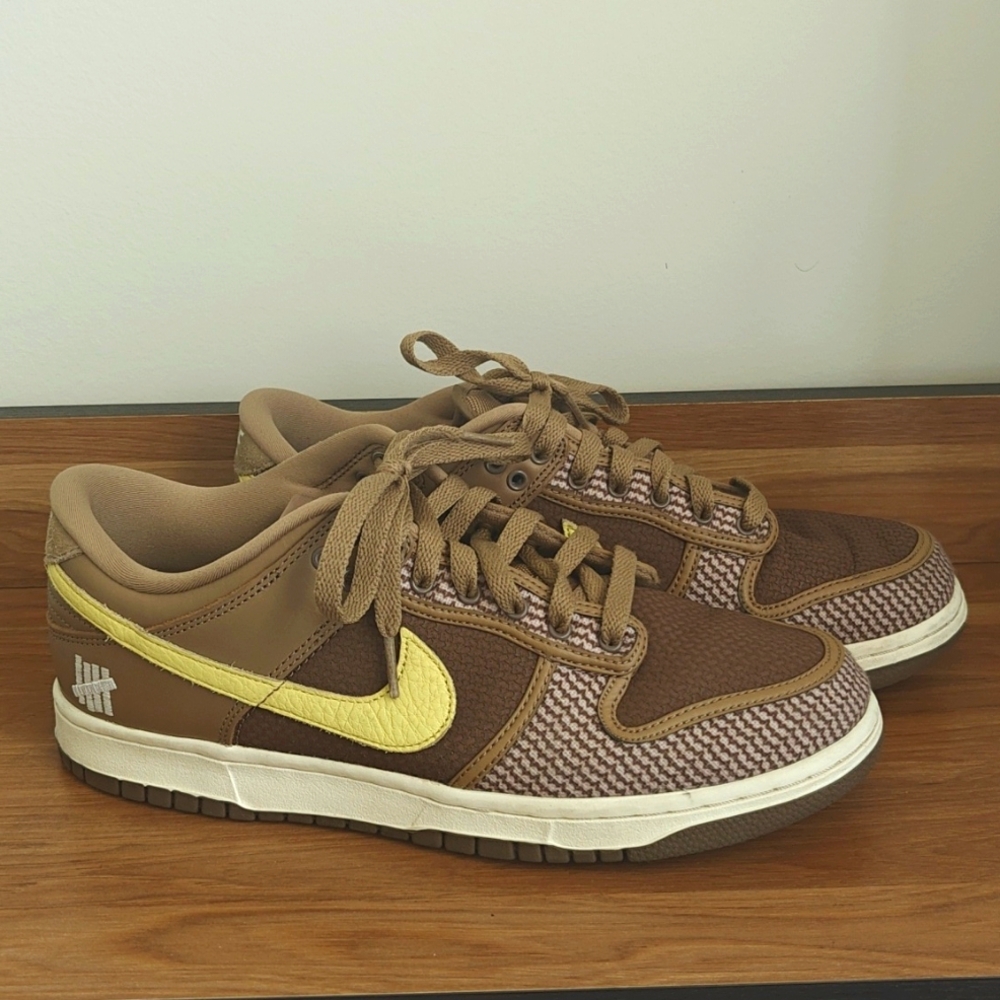 Nike x Undefeated Dunk Low SP Canteen size 9